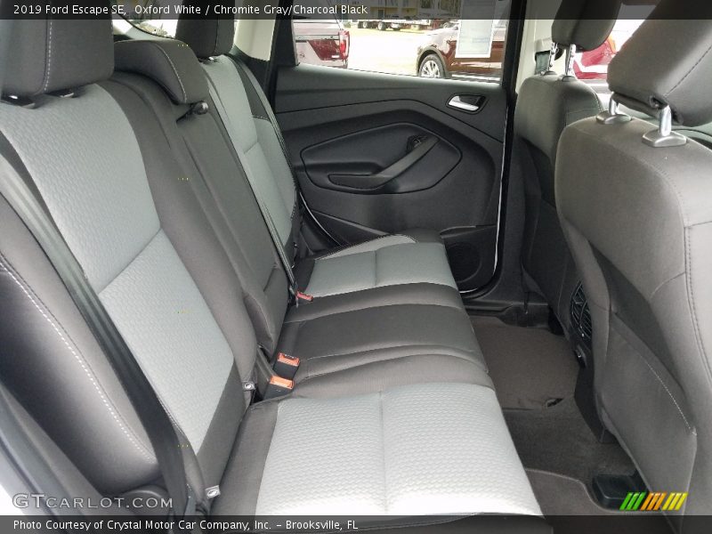 Oxford White / Chromite Gray/Charcoal Black 2019 Ford Escape SE