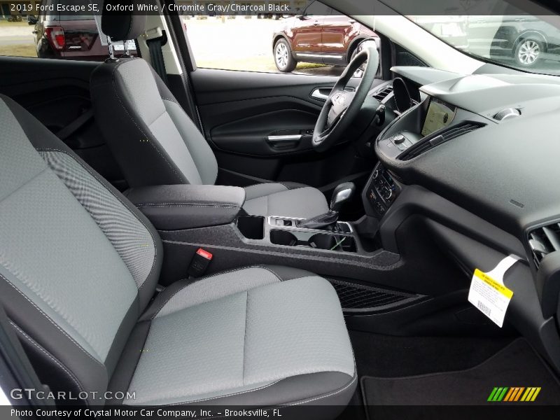 Oxford White / Chromite Gray/Charcoal Black 2019 Ford Escape SE