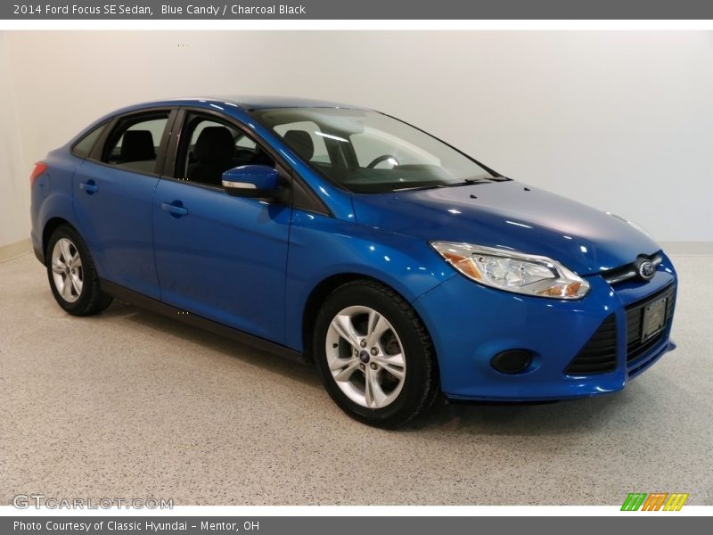 Blue Candy / Charcoal Black 2014 Ford Focus SE Sedan