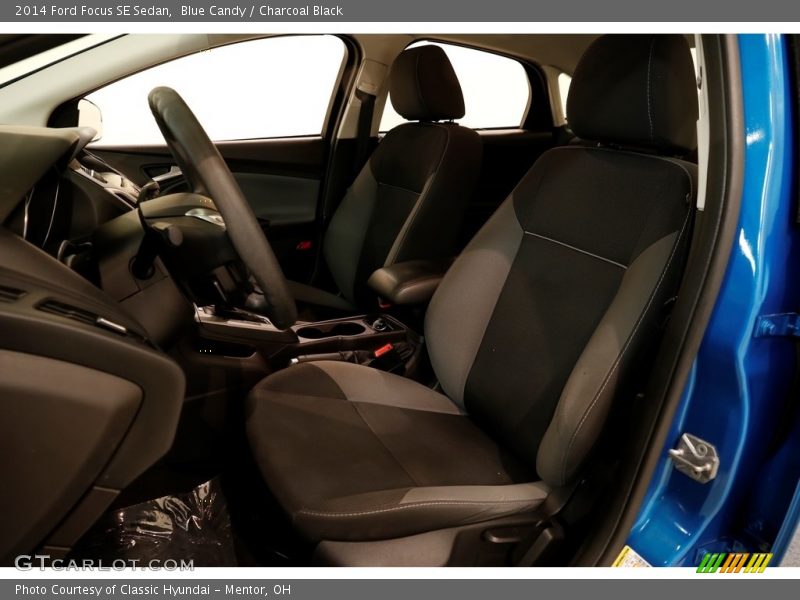 Blue Candy / Charcoal Black 2014 Ford Focus SE Sedan