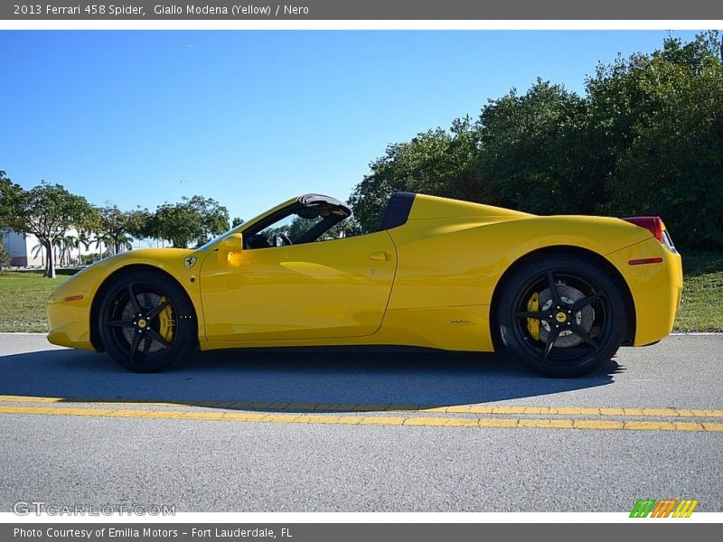 Giallo Modena (Yellow) / Nero 2013 Ferrari 458 Spider