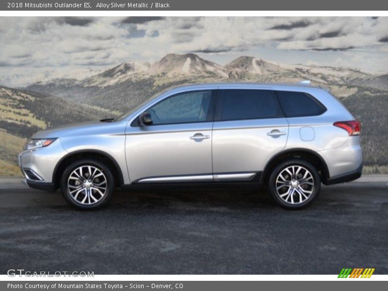 Alloy Silver Metallic / Black 2018 Mitsubishi Outlander ES