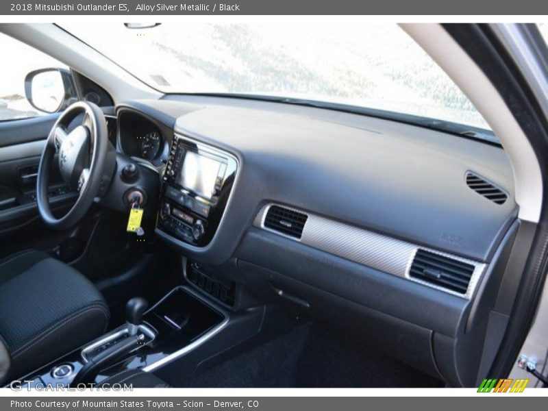 Alloy Silver Metallic / Black 2018 Mitsubishi Outlander ES