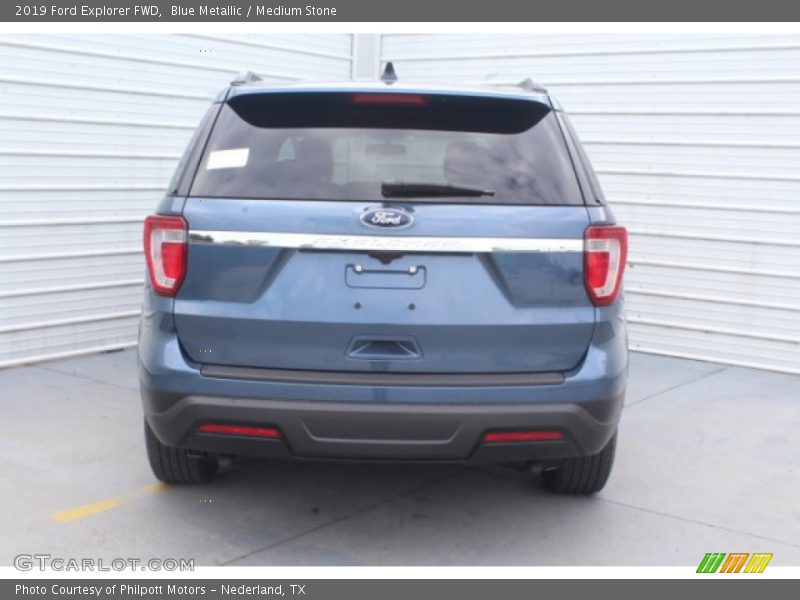Blue Metallic / Medium Stone 2019 Ford Explorer FWD