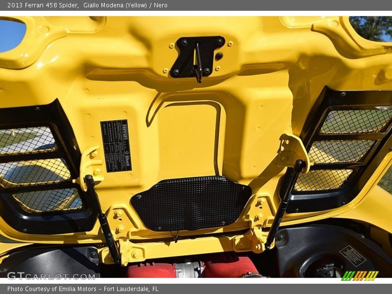 Giallo Modena (Yellow) / Nero 2013 Ferrari 458 Spider