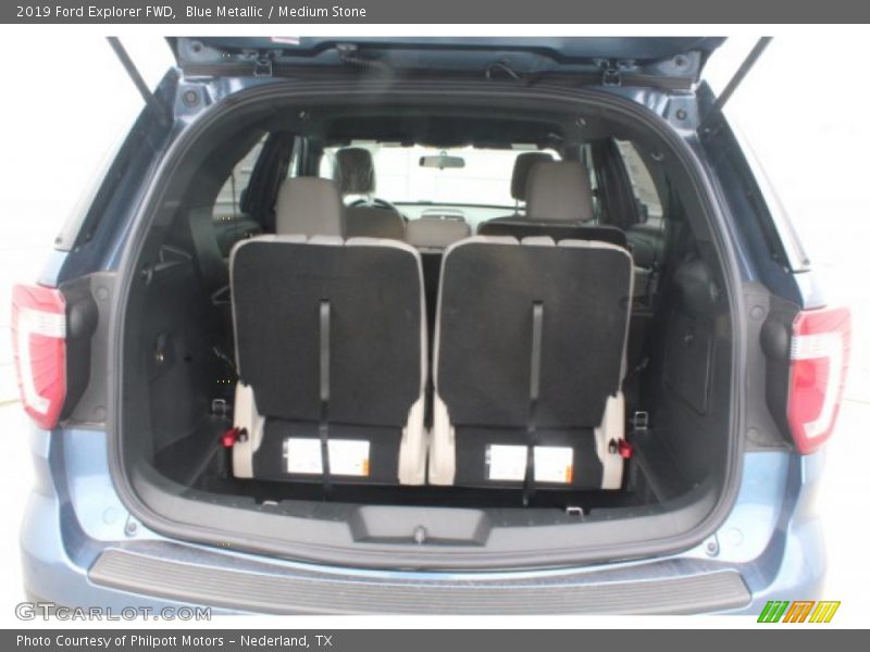 Blue Metallic / Medium Stone 2019 Ford Explorer FWD