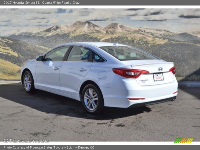 Quartz White Pearl / Gray 2017 Hyundai Sonata SE
