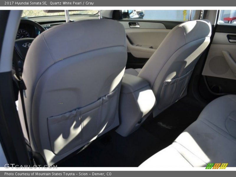 Quartz White Pearl / Gray 2017 Hyundai Sonata SE