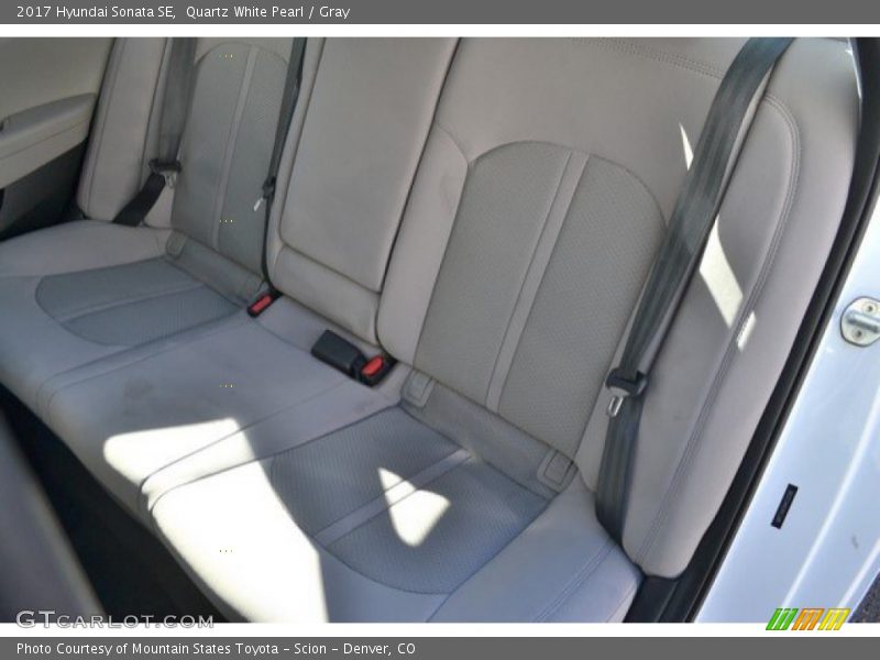 Quartz White Pearl / Gray 2017 Hyundai Sonata SE