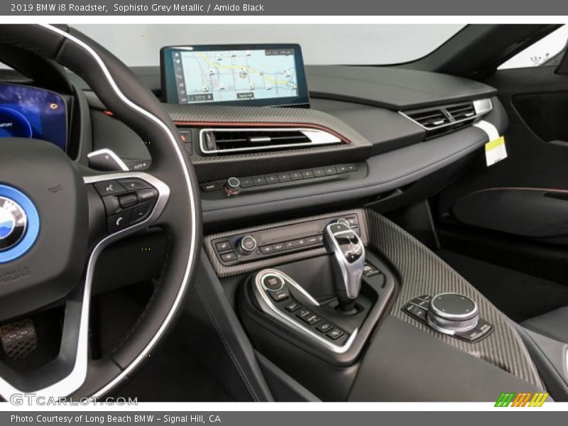 Dashboard of 2019 i8 Roadster
