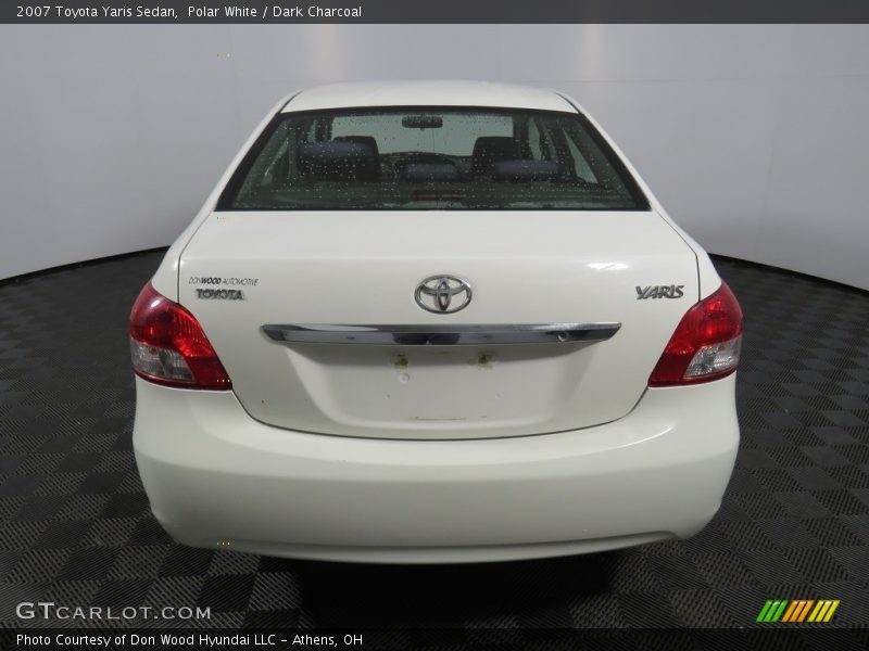 Polar White / Dark Charcoal 2007 Toyota Yaris Sedan
