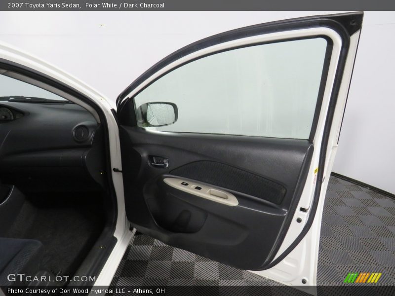 Polar White / Dark Charcoal 2007 Toyota Yaris Sedan