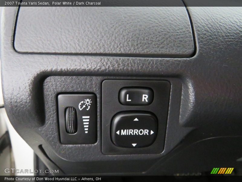 Polar White / Dark Charcoal 2007 Toyota Yaris Sedan