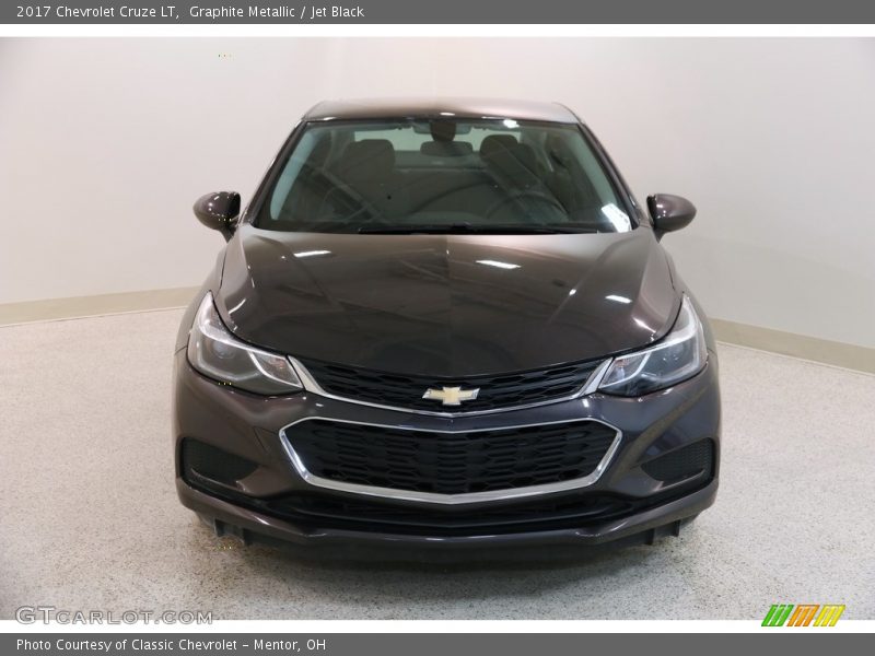 Graphite Metallic / Jet Black 2017 Chevrolet Cruze LT