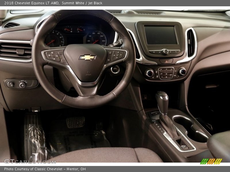 Summit White / Jet Black 2018 Chevrolet Equinox LT AWD