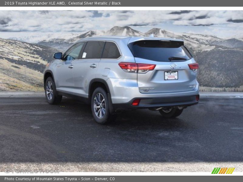 Celestial Silver Metallic / Black 2019 Toyota Highlander XLE AWD