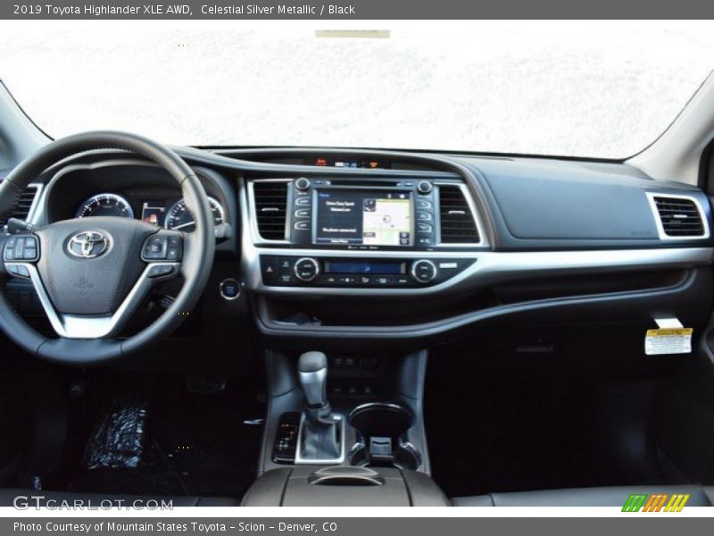 Celestial Silver Metallic / Black 2019 Toyota Highlander XLE AWD