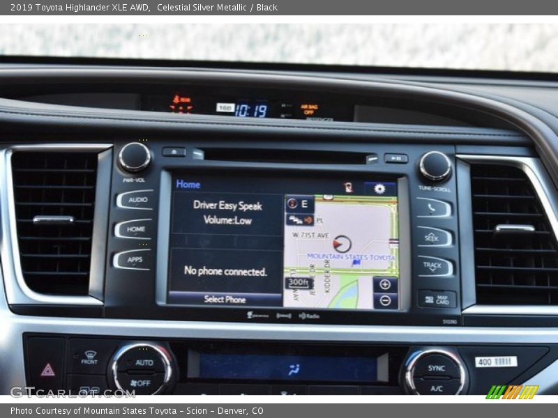 Celestial Silver Metallic / Black 2019 Toyota Highlander XLE AWD