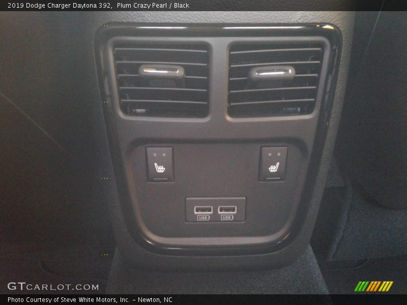 Plum Crazy Pearl / Black 2019 Dodge Charger Daytona 392