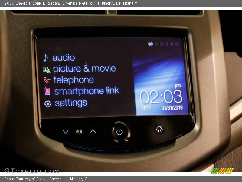 Silver Ice Metallic / Jet Black/Dark Titanium 2016 Chevrolet Sonic LT Sedan