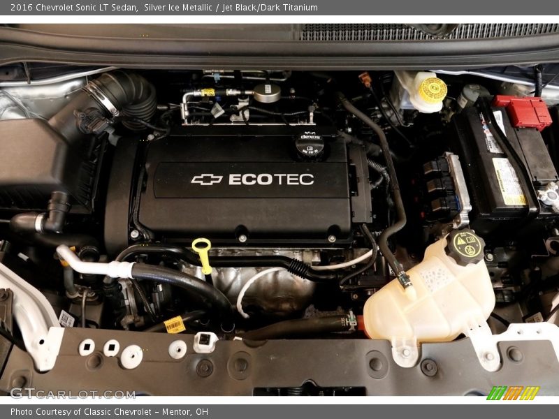 Silver Ice Metallic / Jet Black/Dark Titanium 2016 Chevrolet Sonic LT Sedan