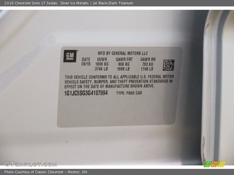 Silver Ice Metallic / Jet Black/Dark Titanium 2016 Chevrolet Sonic LT Sedan