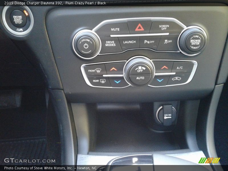 Plum Crazy Pearl / Black 2019 Dodge Charger Daytona 392