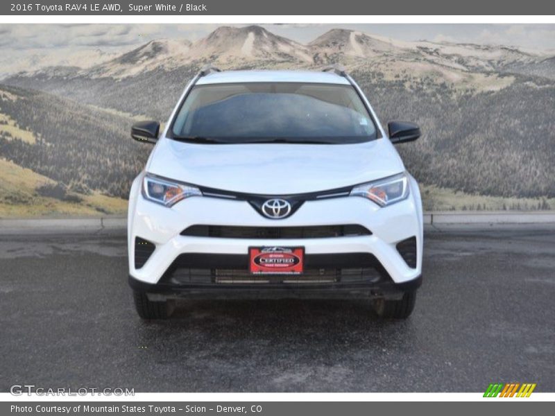 Super White / Black 2016 Toyota RAV4 LE AWD