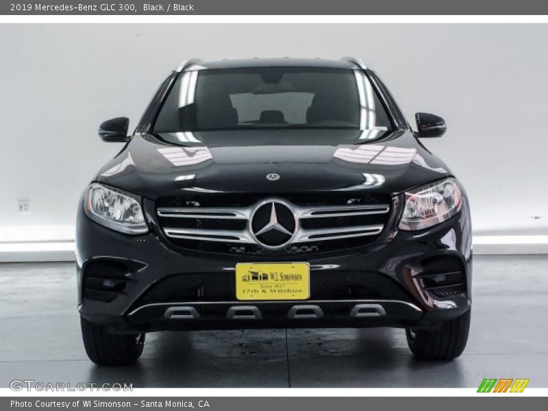Black / Black 2019 Mercedes-Benz GLC 300
