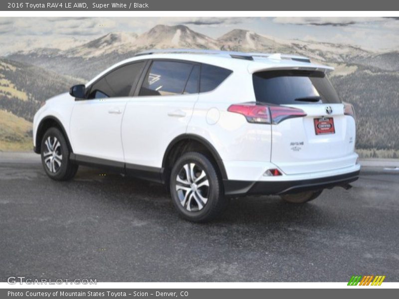 Super White / Black 2016 Toyota RAV4 LE AWD