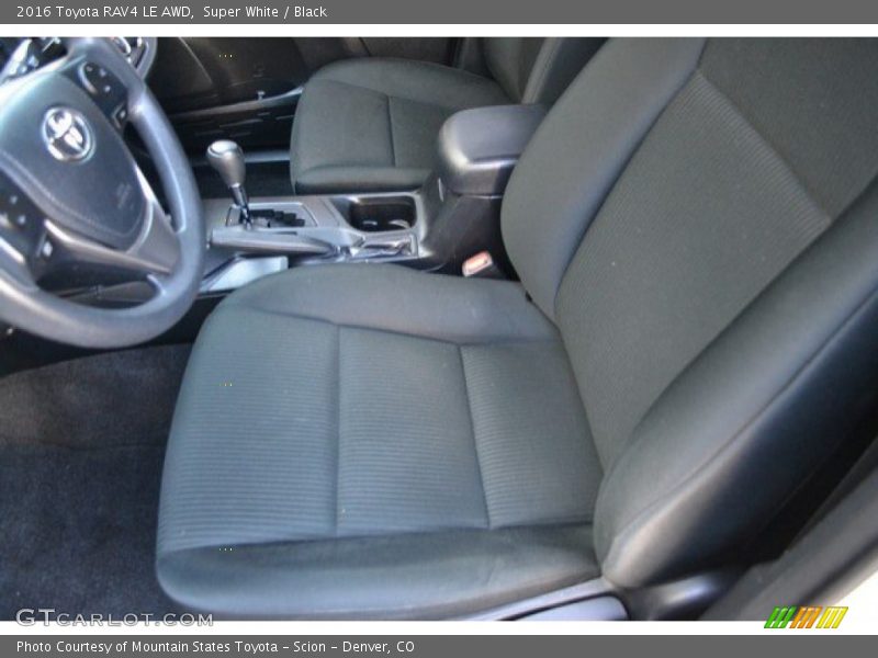 Super White / Black 2016 Toyota RAV4 LE AWD
