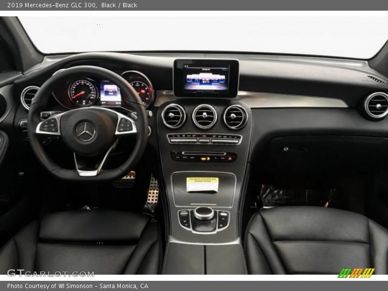 Black / Black 2019 Mercedes-Benz GLC 300