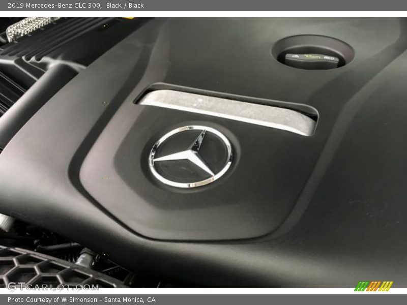 Black / Black 2019 Mercedes-Benz GLC 300