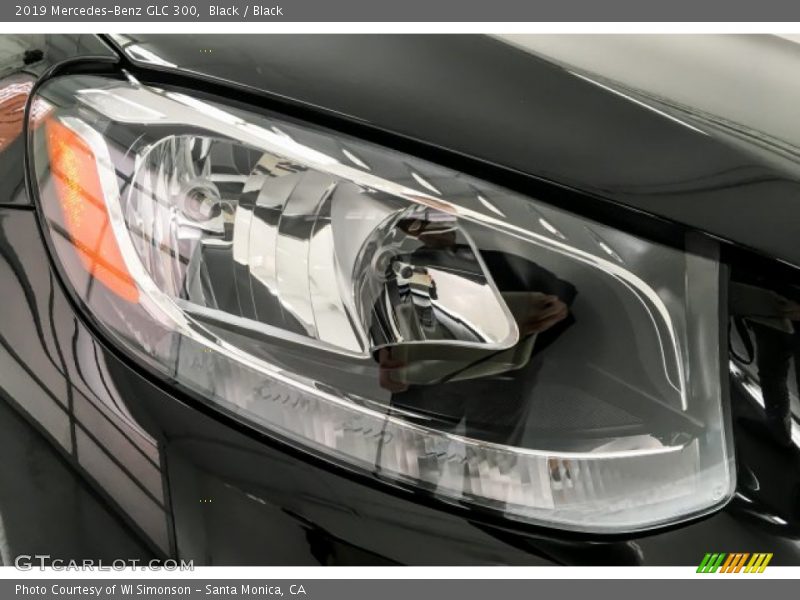 Black / Black 2019 Mercedes-Benz GLC 300