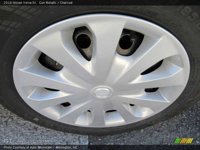 Gun Metallic / Charcoal 2019 Nissan Versa SV