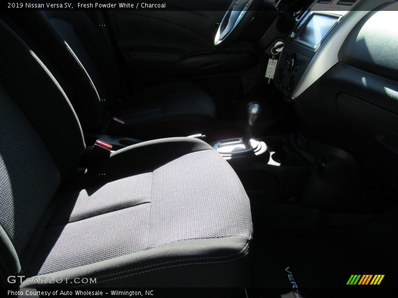 Fresh Powder White / Charcoal 2019 Nissan Versa SV