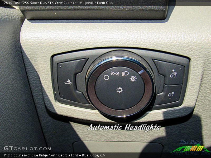 Magnetic / Earth Gray 2019 Ford F250 Super Duty STX Crew Cab 4x4
