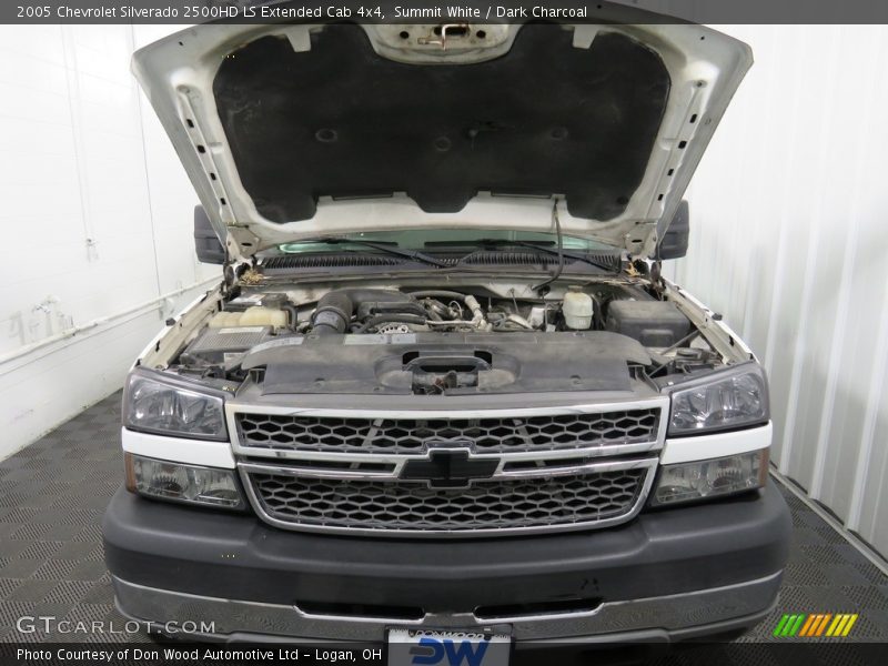 Summit White / Dark Charcoal 2005 Chevrolet Silverado 2500HD LS Extended Cab 4x4