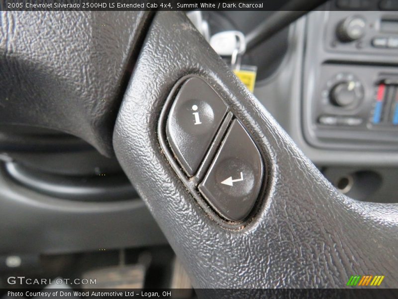 Summit White / Dark Charcoal 2005 Chevrolet Silverado 2500HD LS Extended Cab 4x4