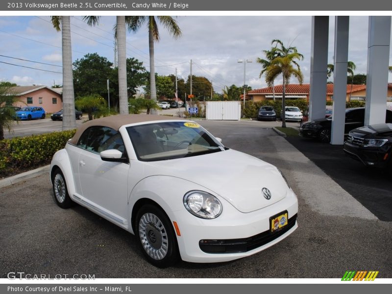 Candy White / Beige 2013 Volkswagen Beetle 2.5L Convertible