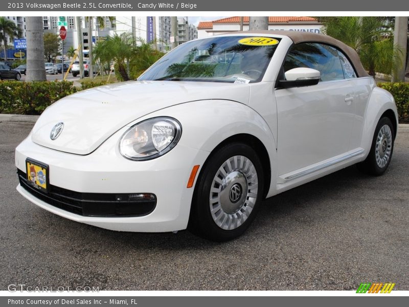 Candy White / Beige 2013 Volkswagen Beetle 2.5L Convertible