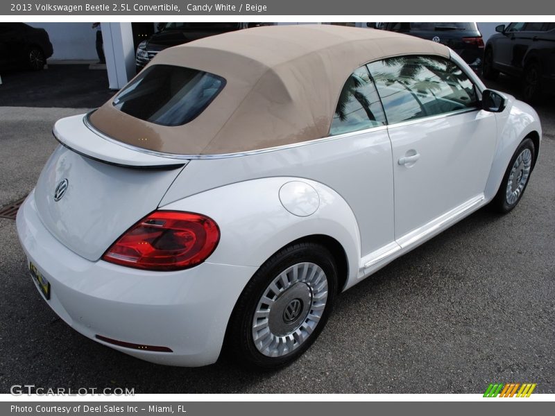Candy White / Beige 2013 Volkswagen Beetle 2.5L Convertible