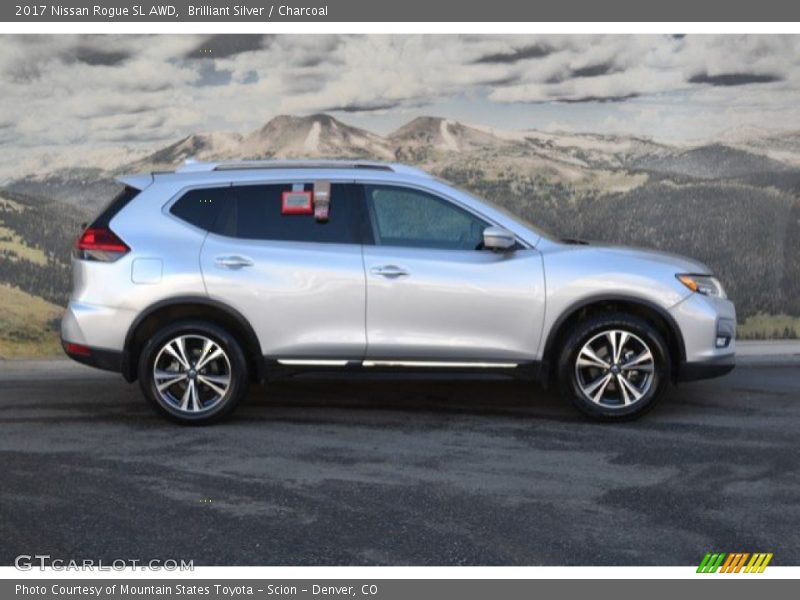 Brilliant Silver / Charcoal 2017 Nissan Rogue SL AWD
