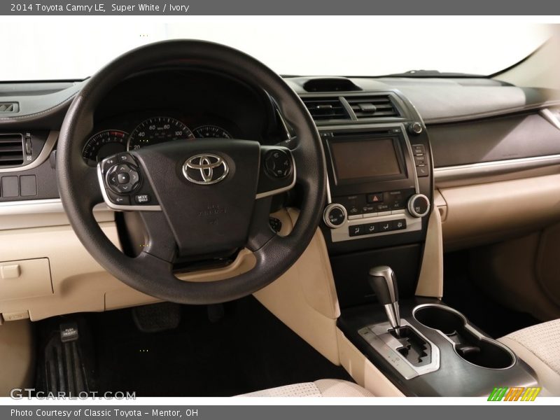 Super White / Ivory 2014 Toyota Camry LE