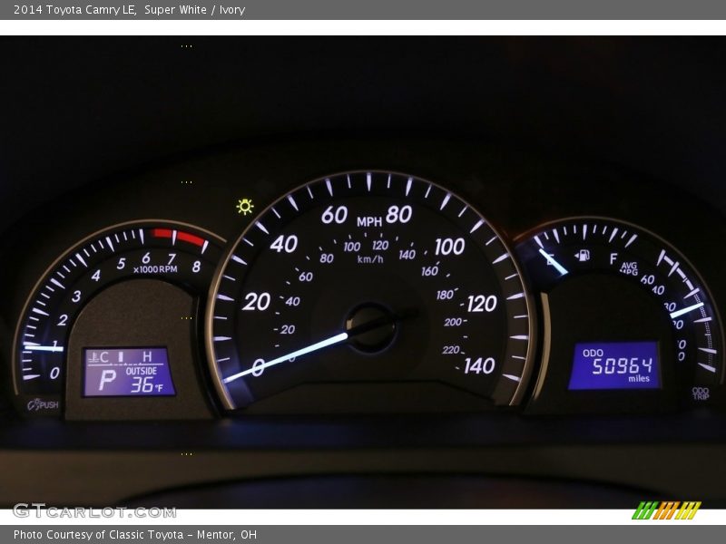 Super White / Ivory 2014 Toyota Camry LE