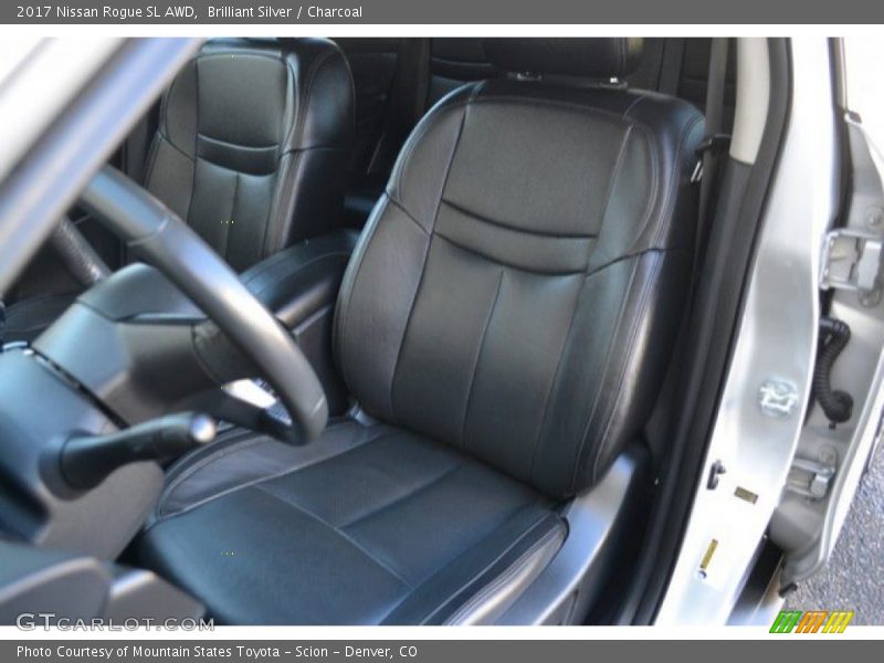 Brilliant Silver / Charcoal 2017 Nissan Rogue SL AWD