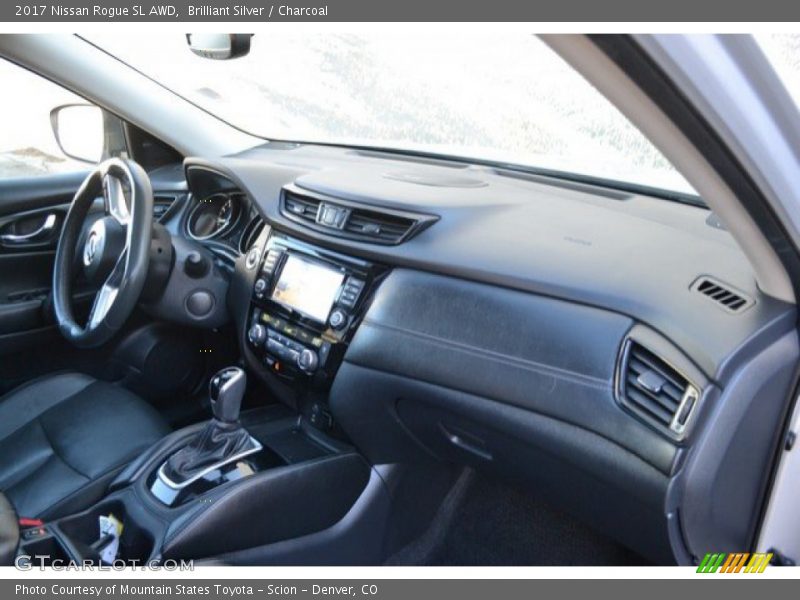 Brilliant Silver / Charcoal 2017 Nissan Rogue SL AWD