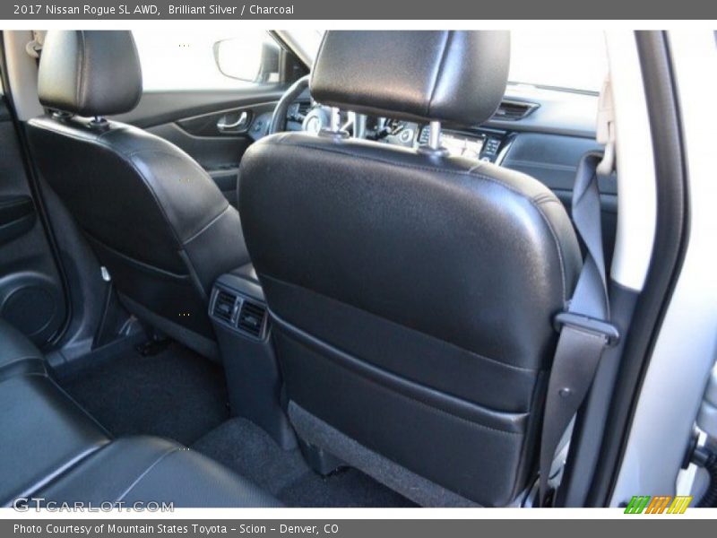 Brilliant Silver / Charcoal 2017 Nissan Rogue SL AWD