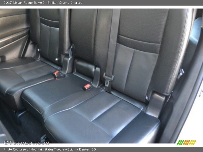 Brilliant Silver / Charcoal 2017 Nissan Rogue SL AWD