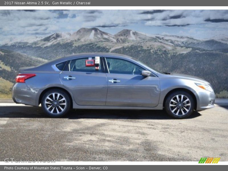 Gun Metallic / Charcoal 2017 Nissan Altima 2.5 SV